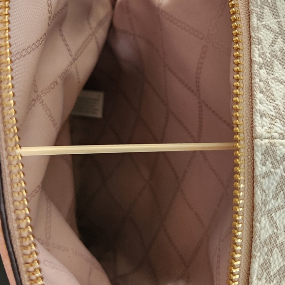 Michael Kors Tan and Cream Women\'s Backpack main image 6